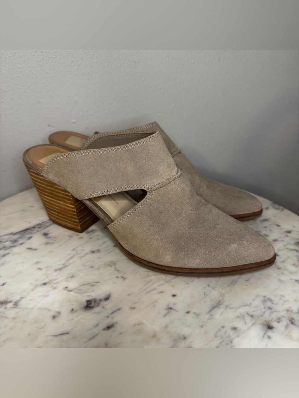 Dolce Vita Mules Size 10 Suede
Heels shoes pointy toes - Picture 2 of 8